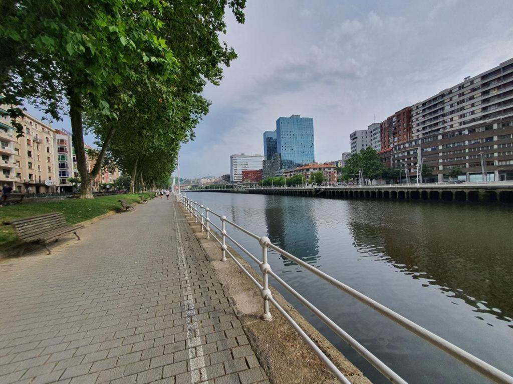 Pension Guggenheim Riverview Hbi01297 Bilbao Zewnętrze zdjęcie